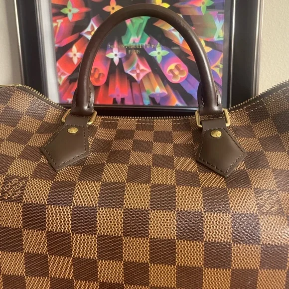 🎉SOLD✨🎉Authentic Louis Vuitton Damier Ebene Speedy 30 (2019) - Picture 2 of 16